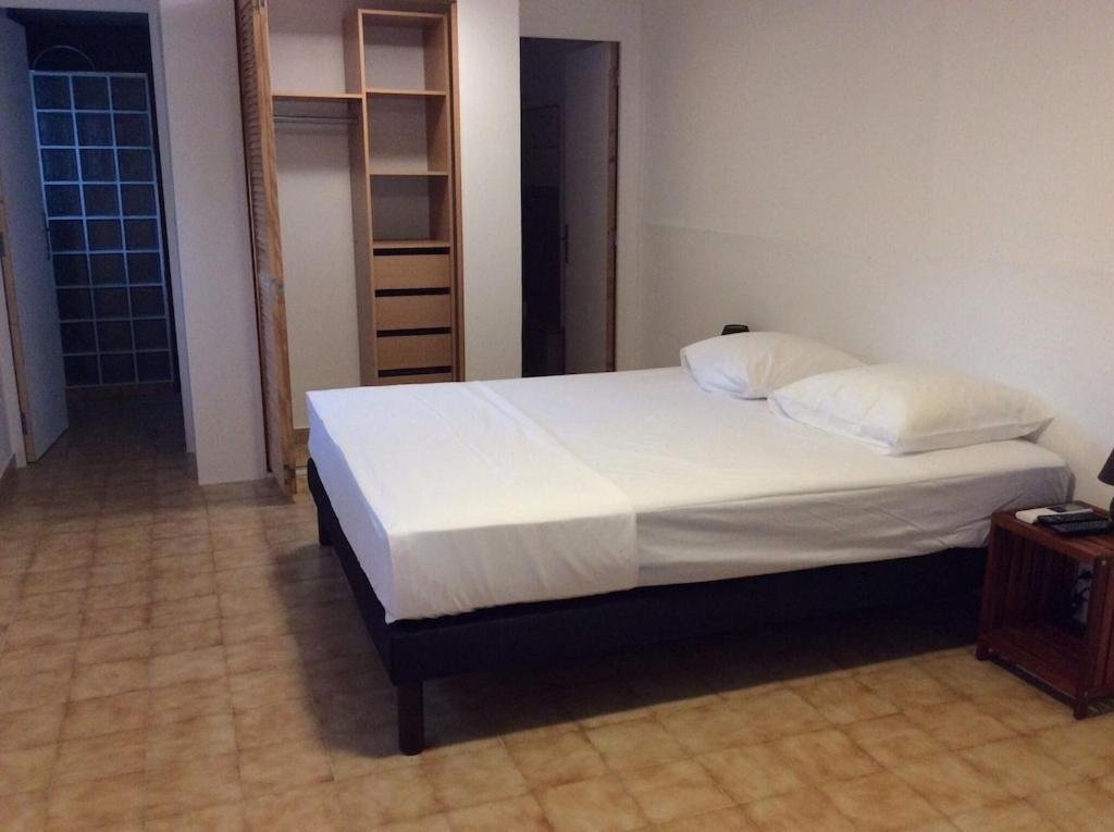 Confortable T1 Le Gosier, Wi-Fi, Piscine Dans Gite Le Gosier  Luaran gambar